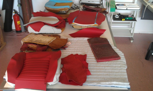 Masserati herbekleden autostoelen k.jpg